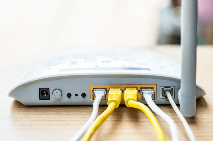 Router có dây là gì