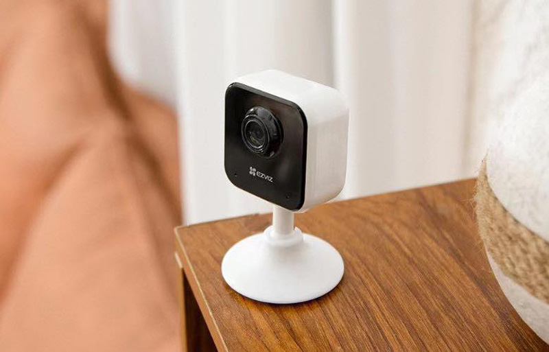 Camera IP Wifi để bàn 2MP EZVIZ H1C (Chuẩn Type-C)