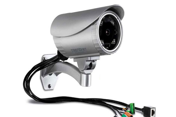 Camera giám sát có dây
